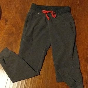 Figs Zamora jogger scrub